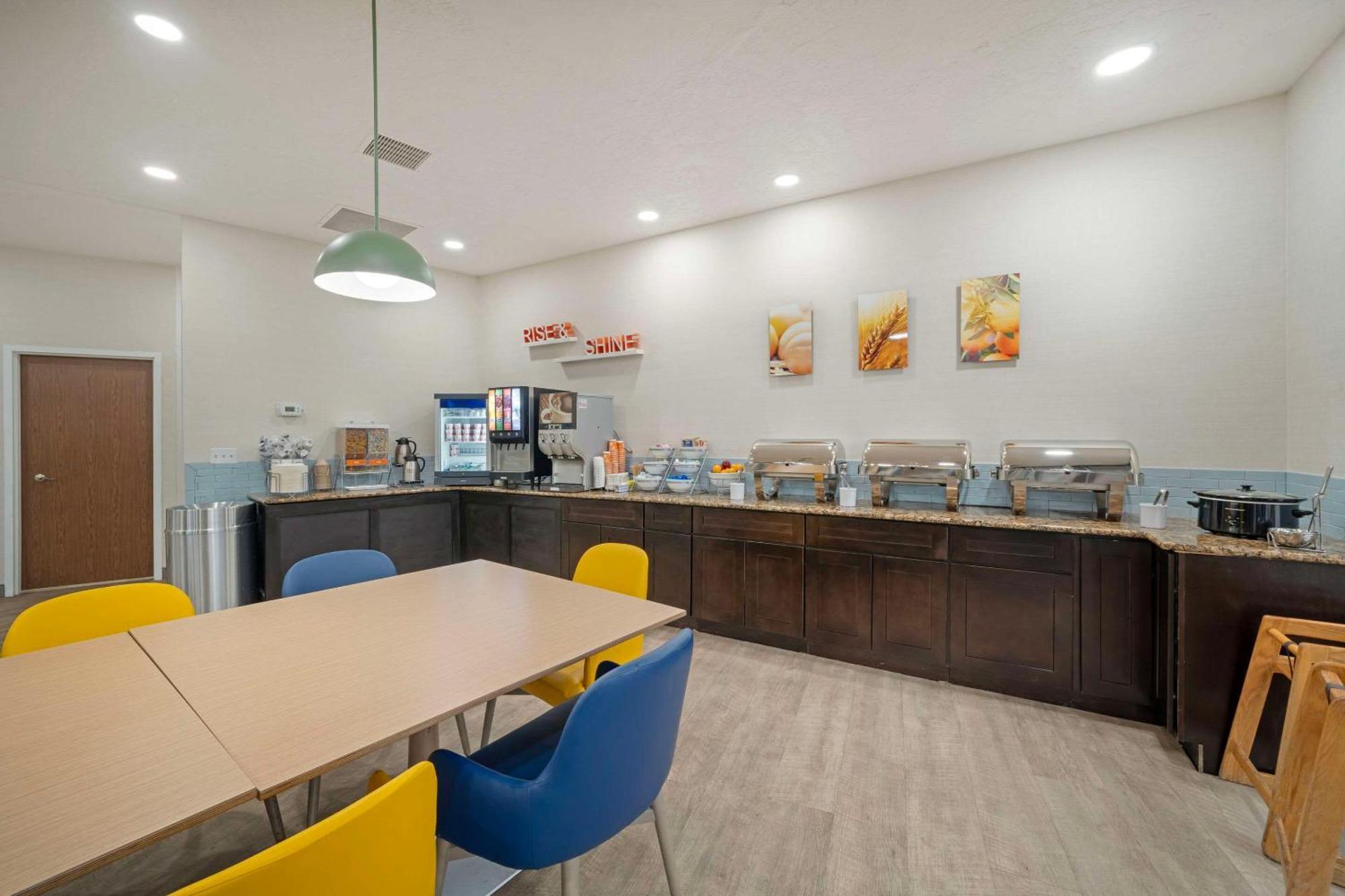 Comfort Suites Айдахо Фолс Екстериор снимка